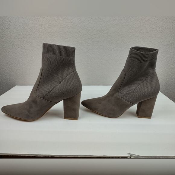 STEVE MADDEN Reece Sock Bootie Size 9M - Picture 5 of 15